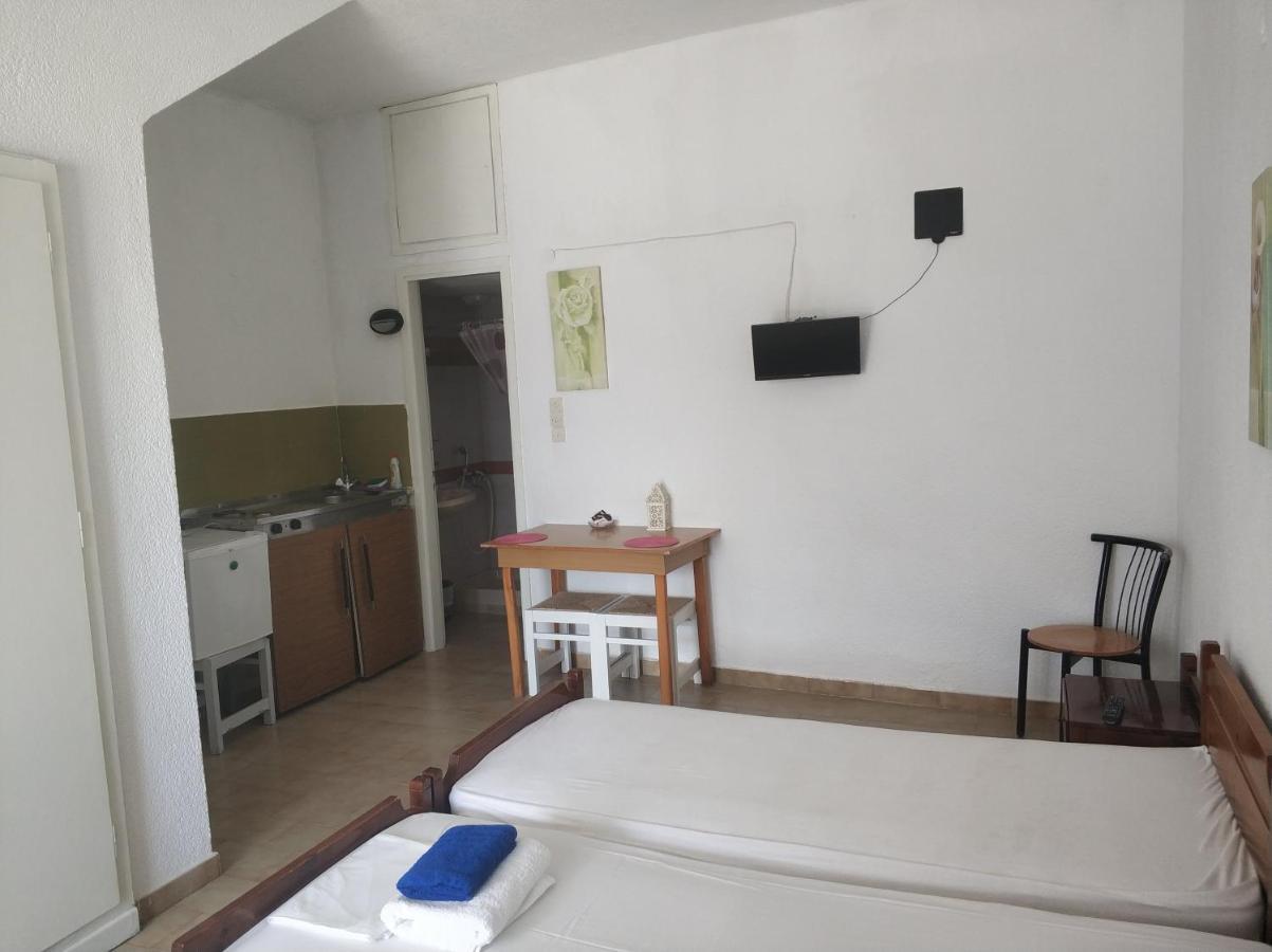 Rania Studios Poros Town Cameră foto